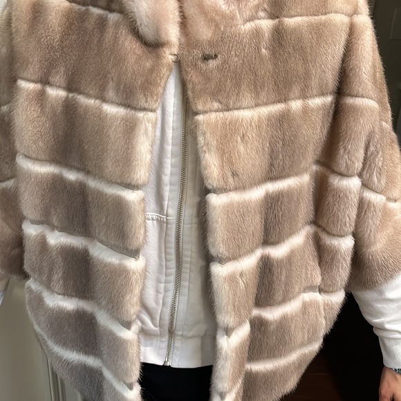 Mink hoodie - Picture 7 of 11